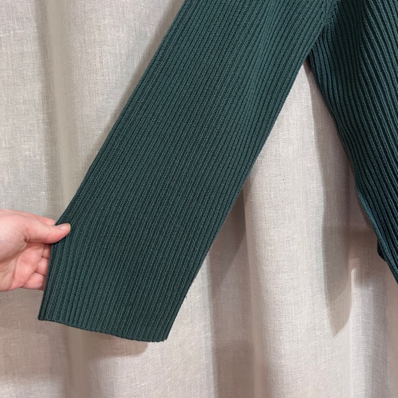 Gap Relaxed 24/7 Split-Hem Johnny Collar Sweater Dark Green Size L - Picture 9 of 9
